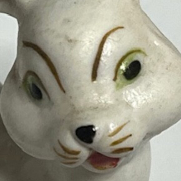 VTG 3 Miniature Rabbits Bone China Figurines White w/Green Eyes 2" Japan - Picture 9 of 15